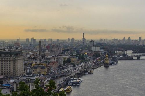 Cảnh báo không kích được ban bố trên khắp Ukraine