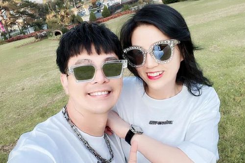 'Vua nhạc miền Tây' Lâm Hùng: Dừng hát 8 năm vì mẹ mất, lấy được vợ nhờ hiếu thảo