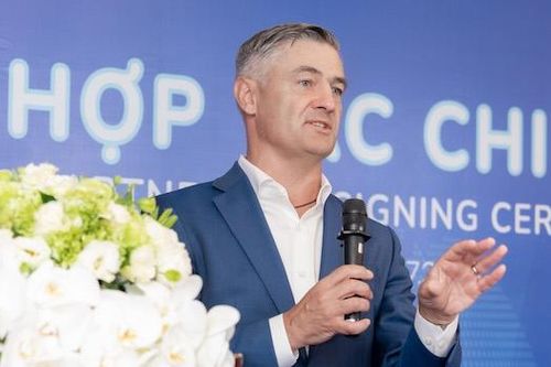 'Xin lỗi chúng tôi không dùng tiền mặt'