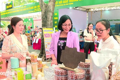 Tìm thị trường cho sản phẩm địa phương