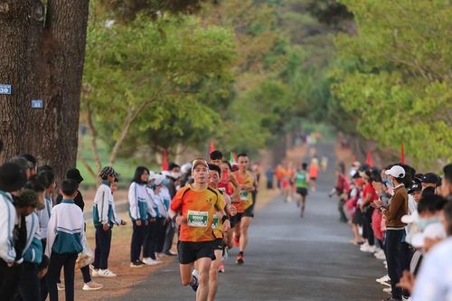 'Cú hích' cho phong trào chạy bộ ở Gia Lai