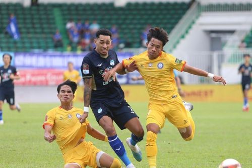 Paollo 'nổ súng' giúp Hoàng Anh Gia Lai thắng nghẹt thở