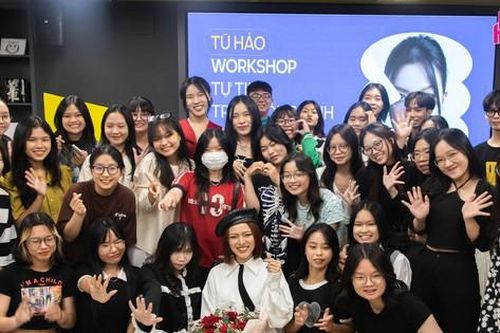 Vòng Huấn luyện The TrendZ 2023: Học bí kíp pose dáng cực slay cùng Tú Hảo