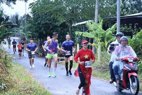 Giải Marathon Quốc tế 'Vietcombank Mekong Delta' - Hậu Giang năm 2023 thu hút hơn 9.000 vận động viên