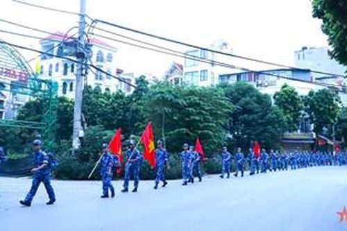 Bộ đội Cảnh sát biển hành quân dã ngoại thực hiện công tác dân vận