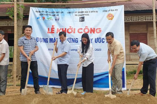 Tranh thủ nguồn lực sửa chữa, xây dựng trường lớp