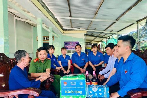 Vĩnh Long tri ân các gia đình chính sách, người có công