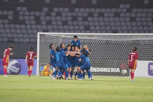 U19 nữ Việt Nam thua đáng tiếc Thái Lan ở chung kết giải U19 nữ Đông Nam Á