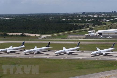 Mỹ: United Airlines đạt thỏa thuận với phi công về việc tăng lương