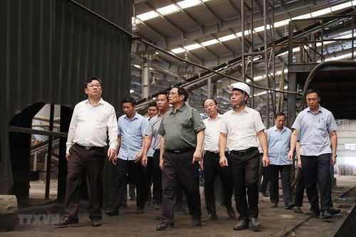 Thủ tướng Phạm Minh Chính kiểm tra Nhà máy Sắt xốp Bắc Kạn