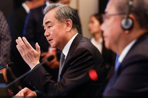 Trung Quốc kêu gọi EU 'làm rõ' quan điểm về quan hệ chiến lược
