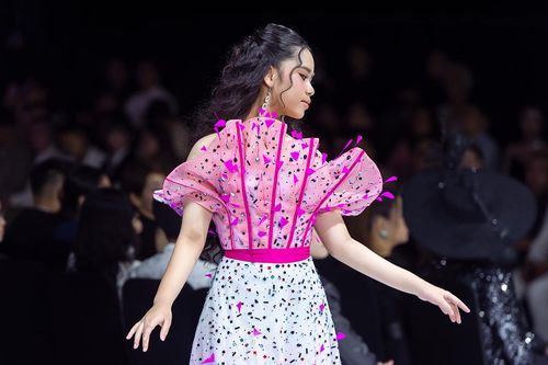 Miss Eco Teen Bella Vũ thăng hạng nhan sắc sau một năm đăng quang
