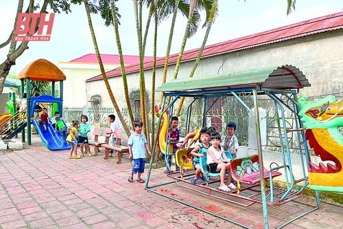 Cần lắm 'sân chơi' cho trẻ em nông thôn trong dịp hè