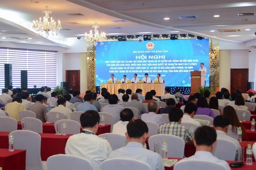 Vùng Bắc Trung bộ và duyên hải Trung Bộ: Giáo dục cần nhấn mạnh từ khóa 'biển'