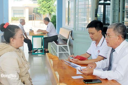 Tuyên truyền và tư vấn pháp luật miễn phí cho trên 500 người dân
