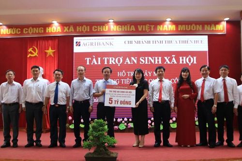 Agribank tài trợ 5 tỷ đồng xây dựng trường học