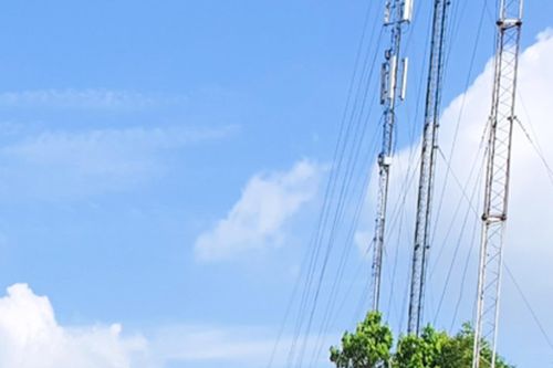 Lào Cai: Tháo dỡ cột phát sóng, 2 công nhân tử vong