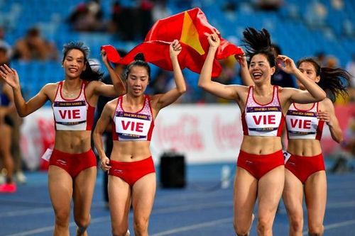 'Mưa tiền thưởng' cho 4 cô gái điền kinh vô địch châu Á