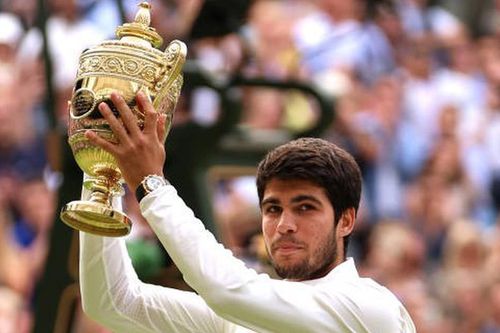 Carlos Alcaraz vô địch Wimbledon 2023: Từ cơn chuột rút ở Paris đến sự lì lợm ở London để quật ngã một Djokovic 'vĩ đại'