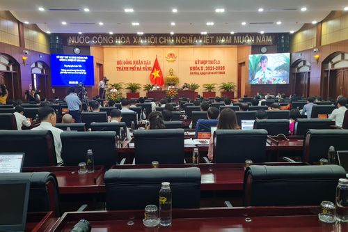 Khơi thông nguồn lực, thu hút đầu tư, giữ vững tăng trưởng kinh tế và bảo đảm an sinh xã hội