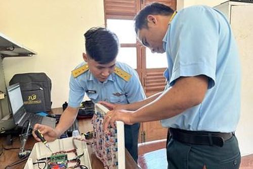 Không thể đi xin đề tài, sáng kiến