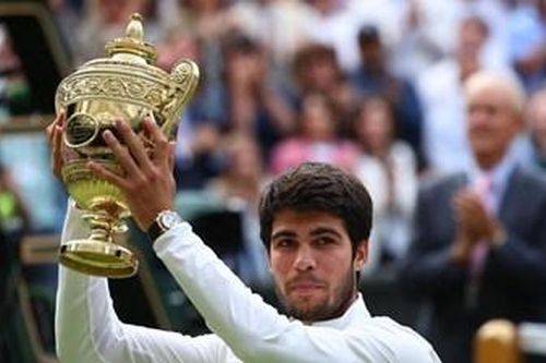 Đánh bại Djokovic, tay vợt Alcaraz lần đầu vô địch Wimbledon