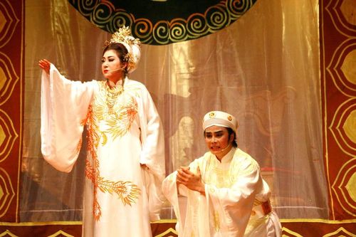 Gỡ khó cho cải lương đề tài sử Việt