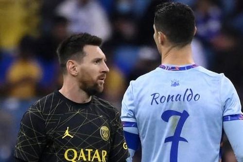 Ronaldo qua mặt Messi, trở thành VĐV thể thao kiếm tiền nhiều nhất