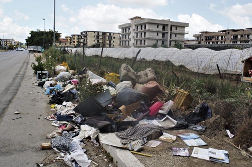 Băng nhóm tội phạm thâu tóm 'mảnh đất lửa' Naples