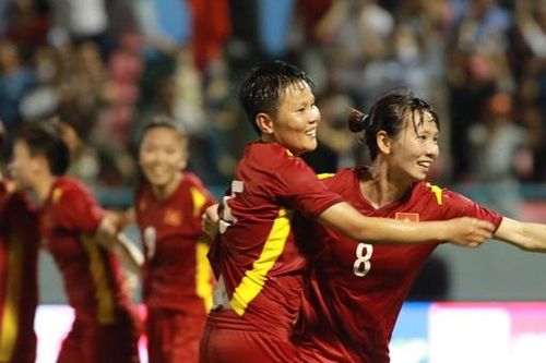 Tuyển nữ Việt Nam hưởng chế độ chăm sóc đặc biệt từ FIFA
