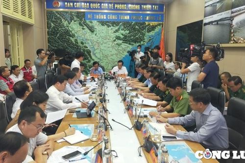 Trong 24h tới bão số 1 di chuyển hướng Tây Tây Bắc, cường độ cấp 11-12, giật cấp 15