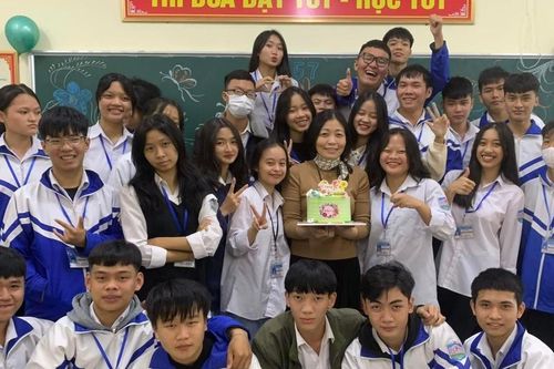 Sĩ tử 'đứng ngồi không yên' trước giờ quyết định 'bước ngoặt cuộc đời'