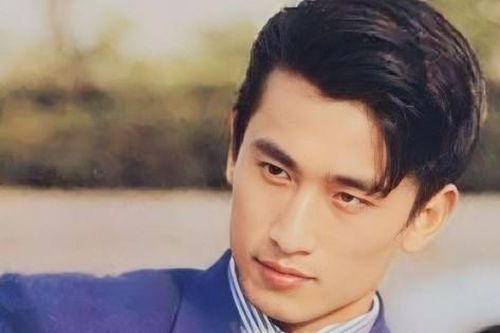 Cuộc đời tài tử xuất thân tài phiệt, từ chối kế thừa công ty đứng thứ 10 thế giới