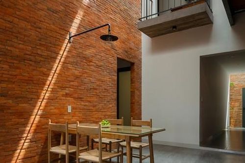 Mê mẩn với ngôi nhà vẻ ngoài đơn sơ bên trong thiết kế tiện nghi bất ngờ ở Đồng Nai
