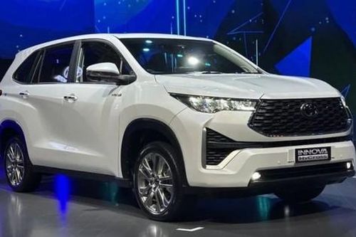 Toyota Innova thế hệ mới chuẩn bị cập bến thị trường Việt