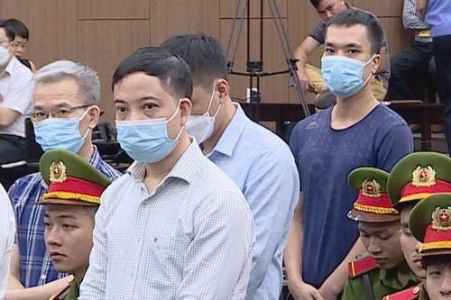 Kiến nghị điều tra trách nhiệm Thứ trưởng Đỗ Xuân Tuyên vụ 'chuyến bay giải cứu'