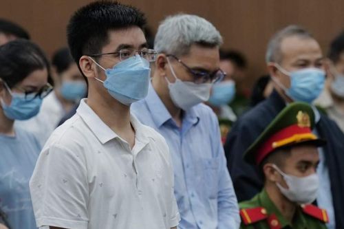 Đại diện VKS nêu căn cứ buộc tội cựu điều tra viên vụ 'chuyến bay giải cứu'