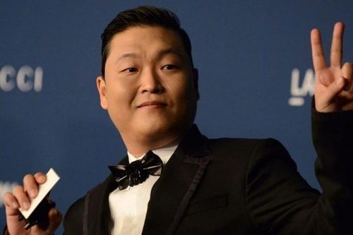 Ca sĩ PSY - chủ nhân bản hit 'Gangnam Style' bị chỉ trích 'sống vô cảm'
