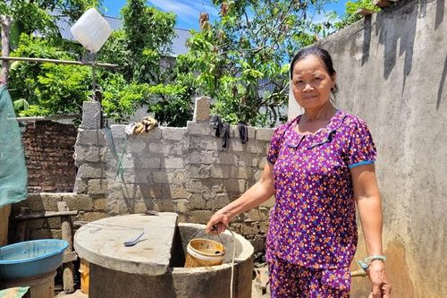 Hàng vạn hộ dân vùng trũng mòn mỏi chờ nước sạch