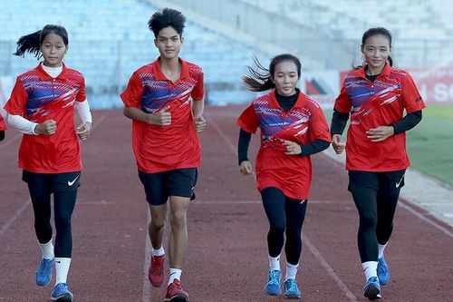 Điền kinh trẻ Hà Tĩnh: 'Cái khó' không bó 'cái khôn'