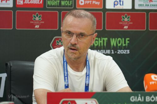 HLV Bandovic: 'Rất khó để đối thủ bắt kịp nhịp độ của CLB Hà Nội'