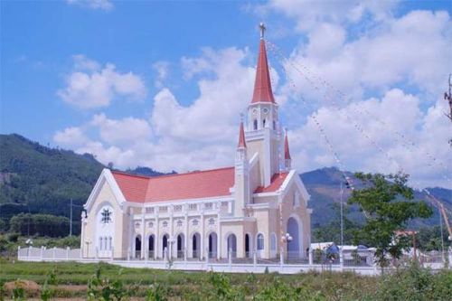 Xây dựng Giáo họ Trà Bồng bình yên