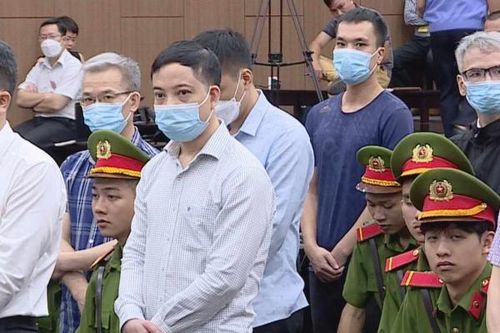 Đề nghị tử hình cựu thư ký Phạm Trung Kiên; kiến nghị làm rõ trách nhiệm của Thứ trưởng Bộ Y tế