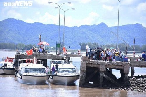 Hải Phòng đề nghị dừng tiếp nhận khách du lịch tại Cát Hải, Đồ Sơn từ trưa nay