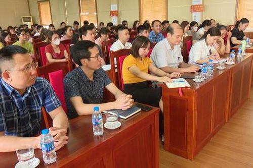 107 học viên tham gia lớp bồi dưỡng lý luận chính trị đảng viên mới