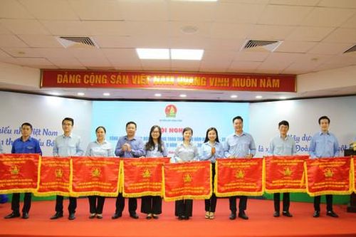 Bảo trợ gần 800 thiếu nhi mồ côi do dịch Covid-19