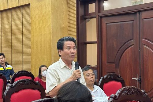 Cử tri quận Ba Đình nêu thực trạng người dân sống chung với ngập lụt