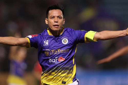 Văn Quyết chính thức trở lại thi đấu, sẵn sàng giúp Hà Nội FC đua vô địch với CAHN