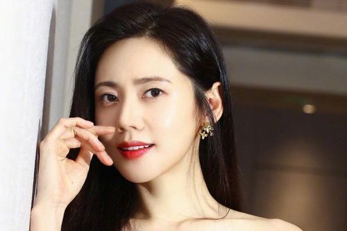 Choo Ja Hyun mở lòng về scandal chồng ngoại tình hậu tham gia 'Đạp gió 2023'