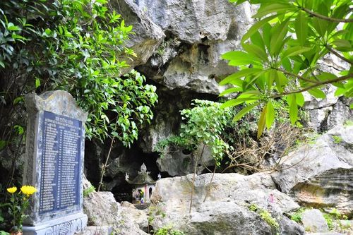 Điều đặc biệt ở di tích lịch sử quốc gia hang Hỏa Tiễn Đường sắt